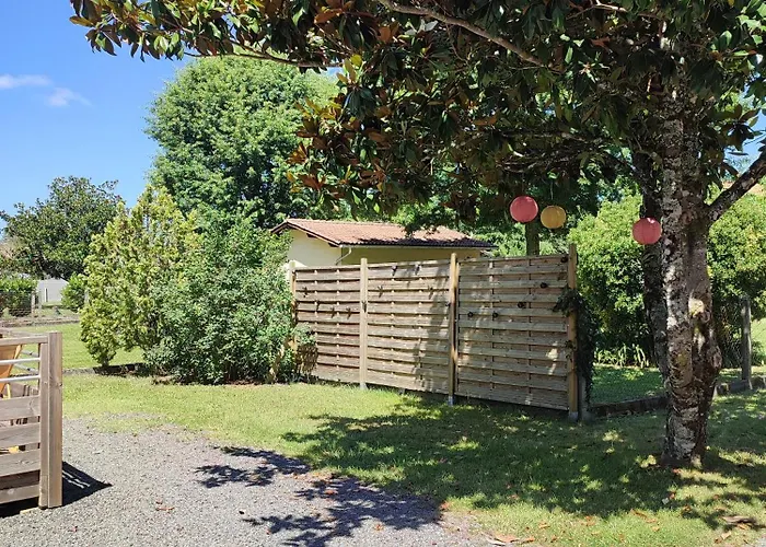 بيت للعطل Charmant Studio Avec Parking Dans Quartier Calme ساليس